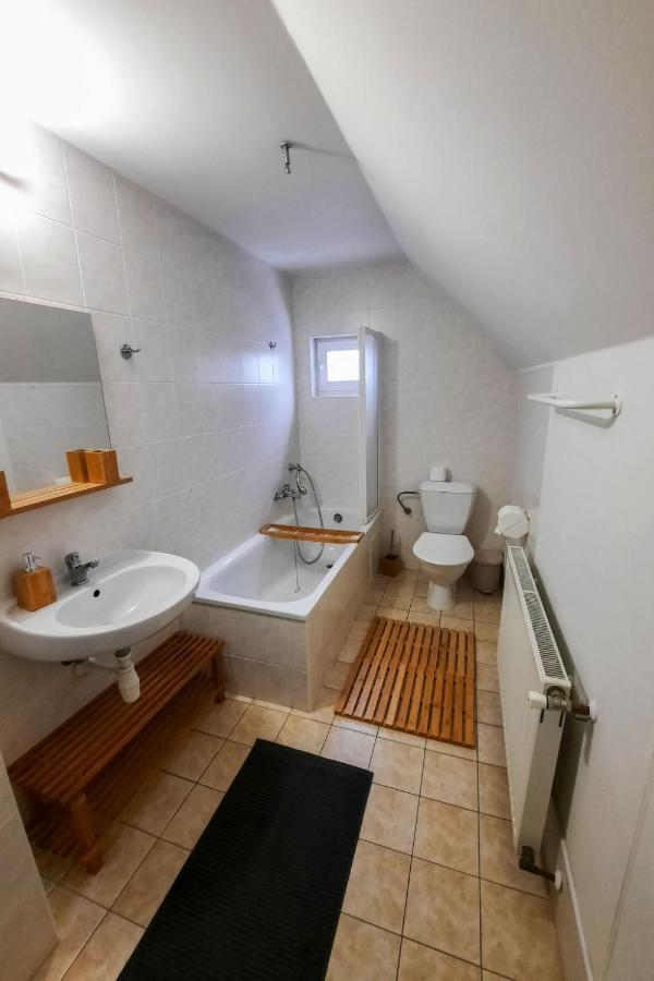 Holiday Home Holiday Hill 47 By Interhome Cista  Esterno foto
